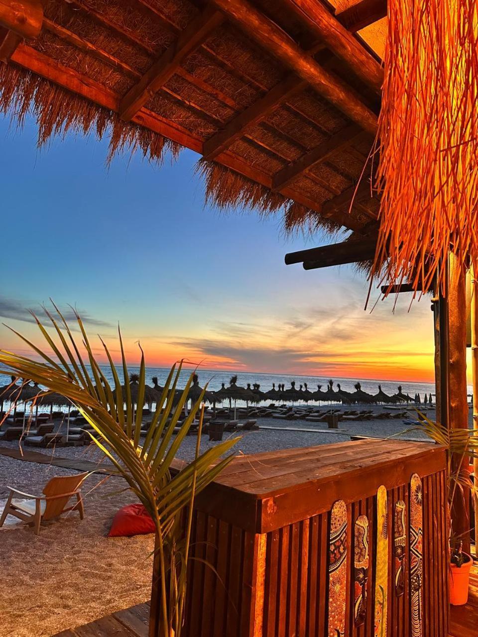 Palladium Beach Hotel- Private Beach Included Dhërmi Exterior foto